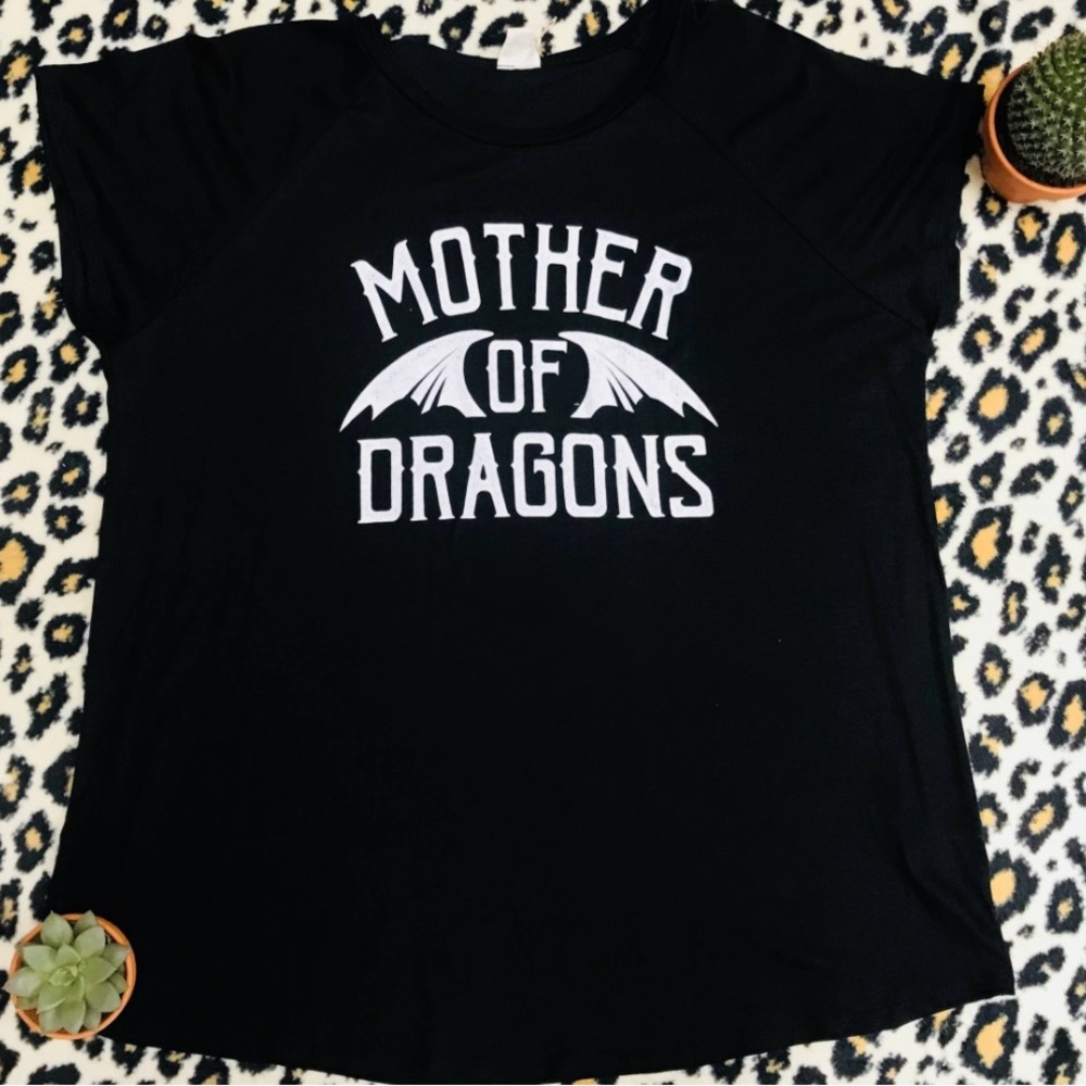 Black 'Mother of Dragons' Graphic T-Shirt
